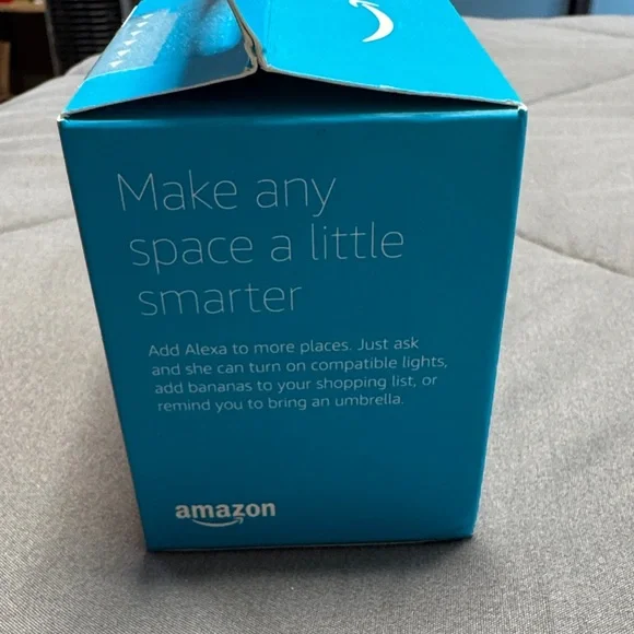 Amazon Echo Flex Smart Speaker with Alexa - White - Picture 4 of 4